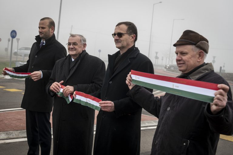 Figyelem: 2024-től több gyorsforgalmi útszakaszra kell sztrádamatricát venni