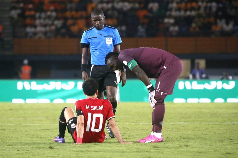 Nem tudni, mennyire komoly Salah sérülése, aggódhat a Liverpool