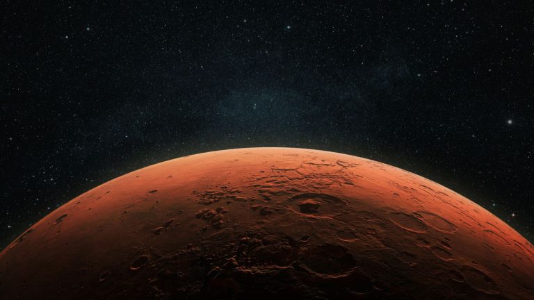 Elképesztő mennyiségű vizet fedeztek fel a Marson