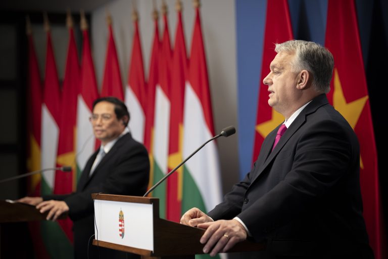 Az Orbán Viktor vezette kormány uniós pénzek nélkül is megoldotta a válságot