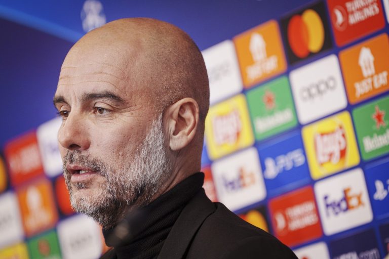 Pep Guardiola bocsánatot kért egykori játékosától, amiért megjegyzést tett a súlyára