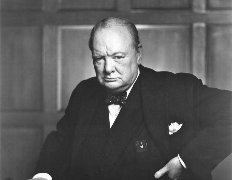 Több mint 8 millió forintért kelt el Winston Churchill műfogsora egy árverésen