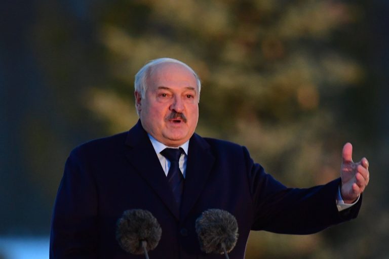 Lukasenko: először Fehéroroszországba próbáltak menekülni a terroristák