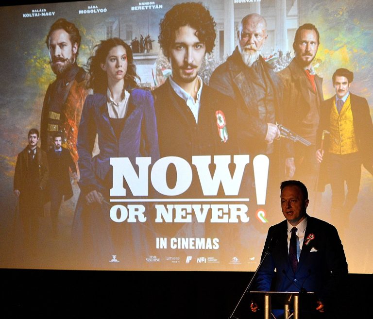 Elképesztően nagy siker a Most vagy soha!, özönlenek a magyarok a mozikba a film miatt