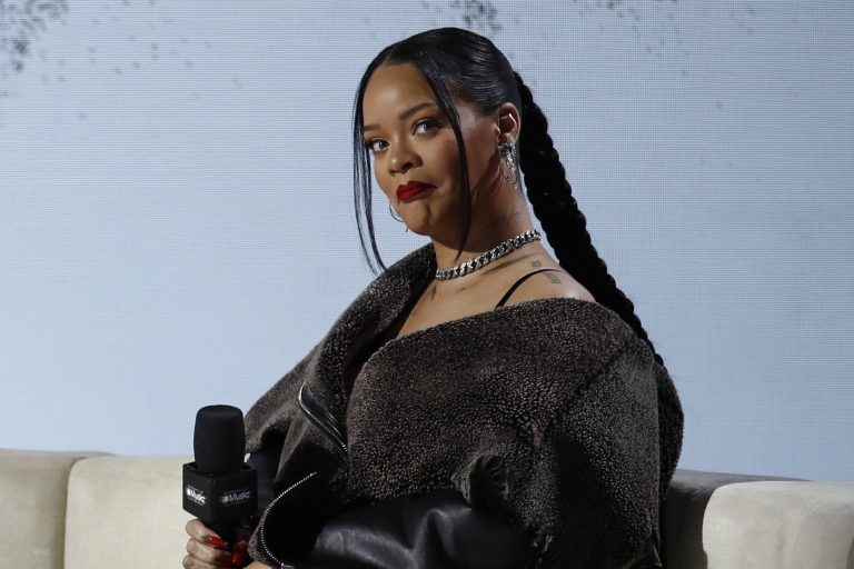 6 millió dollárért lépett fel egy fényűző esküvőn Rihanna (videó)