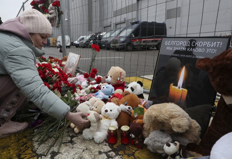 Az USA szerint kizárólag az Iszlám Állam felelős a moszkvai terrortámadásért