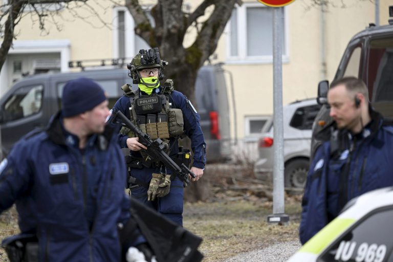 Lövöldözés történt egy finn iskolában, egy 12 éves gyermek az elkövető