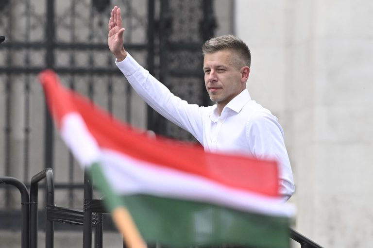 Orosz szakértők: Magyar Péter mozgalma nem veszélyes a magyar kormány hatalmára