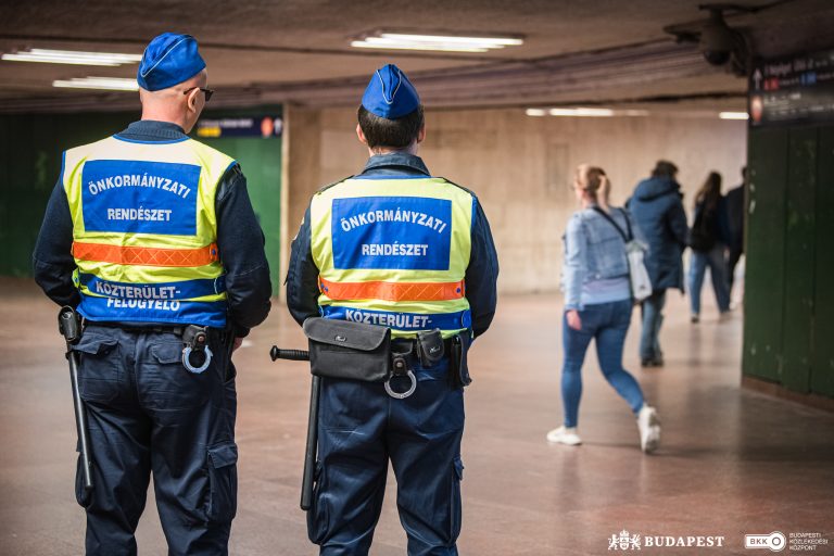 M3-as metró: pótlóbuszok közlekednek Újpest-központ és a Deák Ferenc tér között