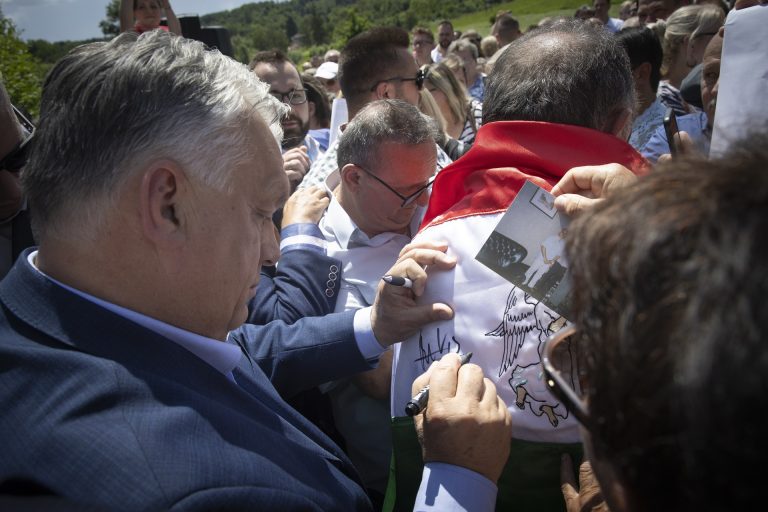 Szombaton 1 millió embert keres fel a Fidesz személyesen, Orbán Viktor is csatlakozik