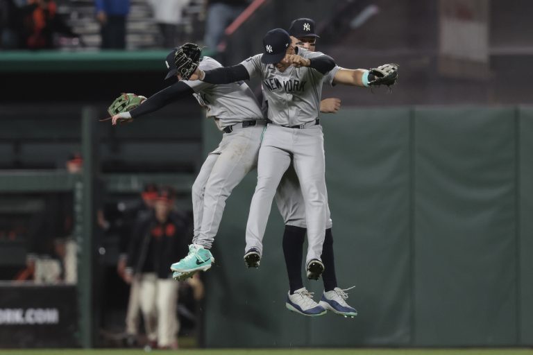 Óriási dulakodás tört ki a Yankees-Orioles baseballmeccsen (videó)