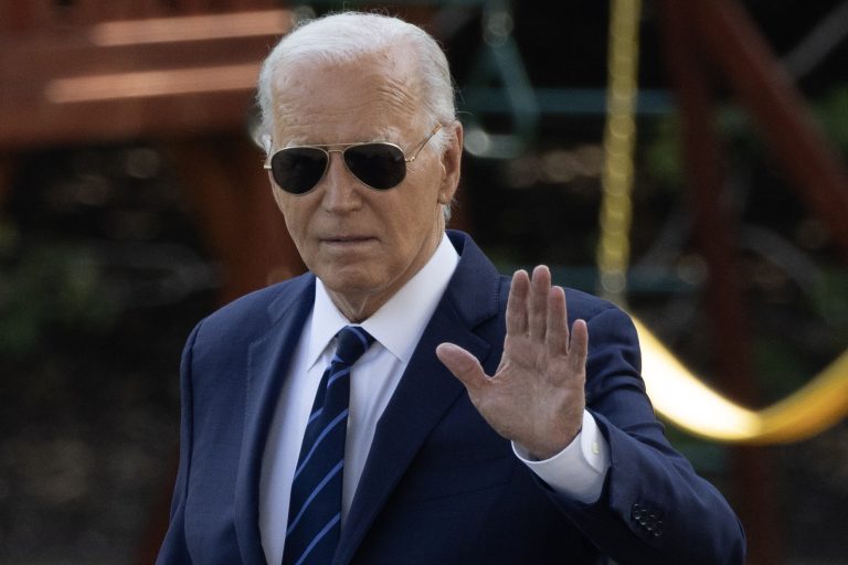 Joe Biden betegen is beszólt Donald Trumpnak