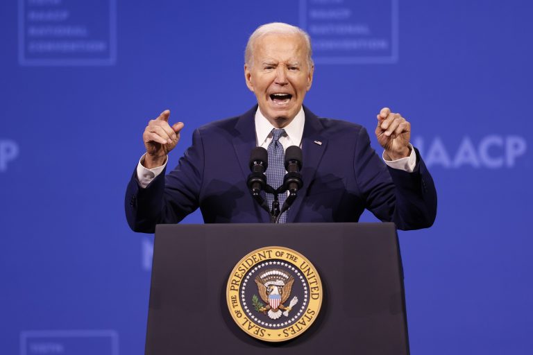 Már 20 kongresszusi demokrata követeli Joe Biden visszalépését