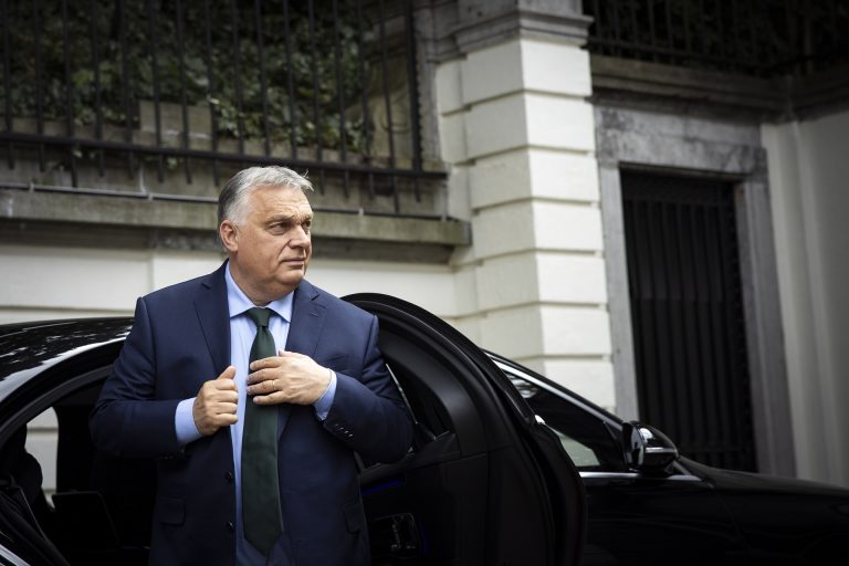 Orbán Viktor üzent: „Meló van!”