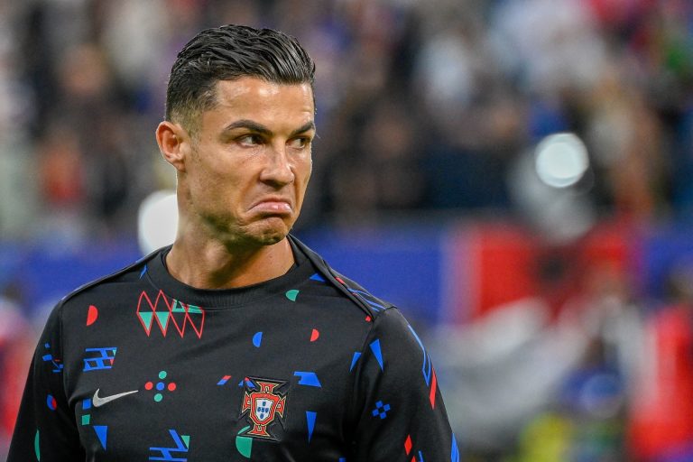 Cristiano Ronaldo pályára sem lépett, de világrekordot döntött