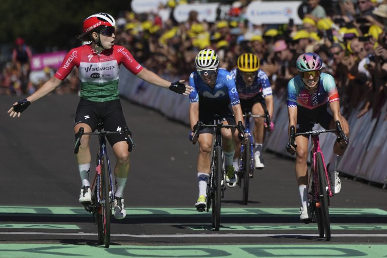 Tour de France: videón Vas Blanka érzelmes szakaszgyőzelme