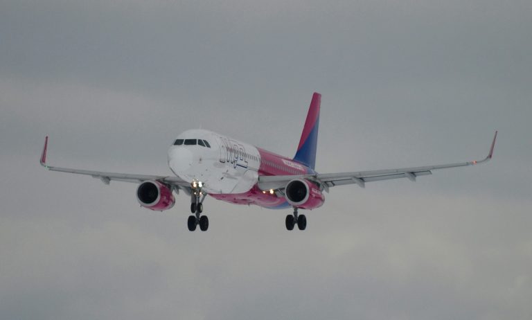 Rómában ragadt egy 14 éves fiú, nem engedték fel a Wizz Air gépére