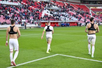 Betelt a pohár a Debrecen szurkolóinál: „Elég volt, felelősöket akarunk látni”