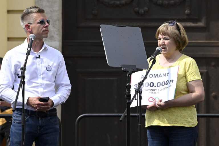 Vogel Evelin nem sajnálja, hogy nem került gyűrű az ujjára Magyar Pétertől