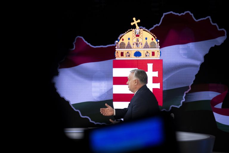 Orbán Viktor kamerák elé állt, majd bejelenéseket tett az ukrajnai háborúról