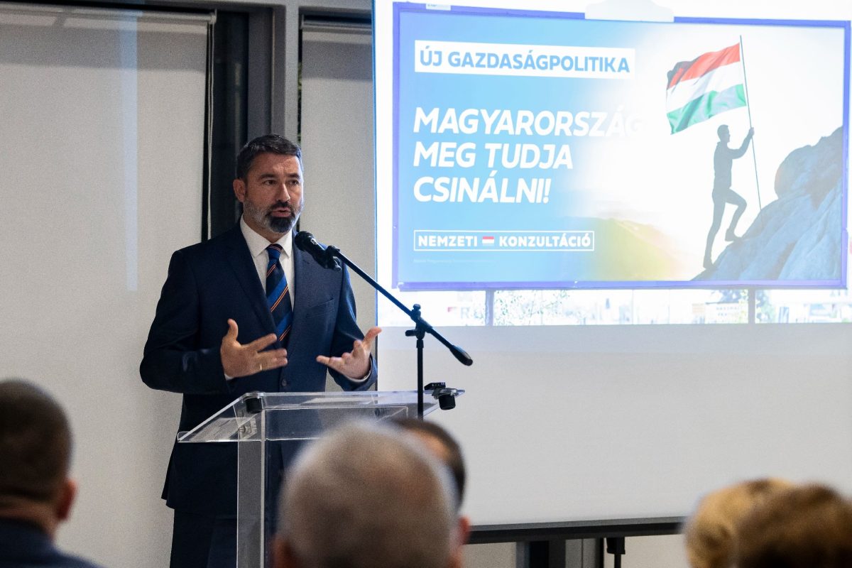 Több mint 800 ezren töltötték ki a nemzeti konzultációt