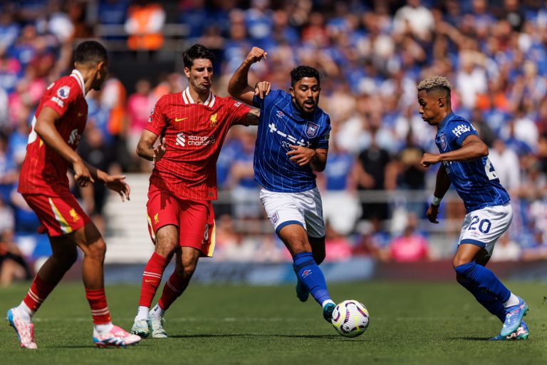 Nagyszerű hírek Liverpoolból, Szoboszlai kezd a Manchester City elleni rangadón