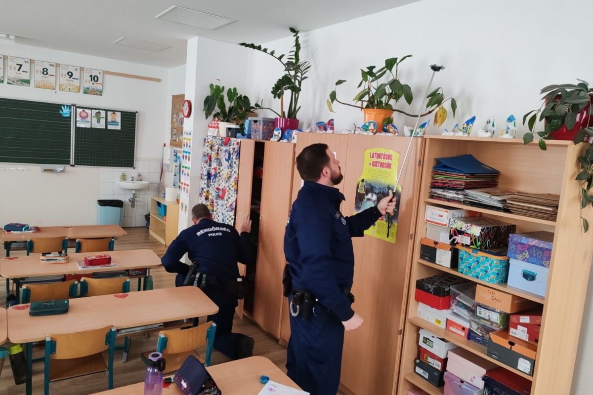 Újabb iskolákban volt bombariadó