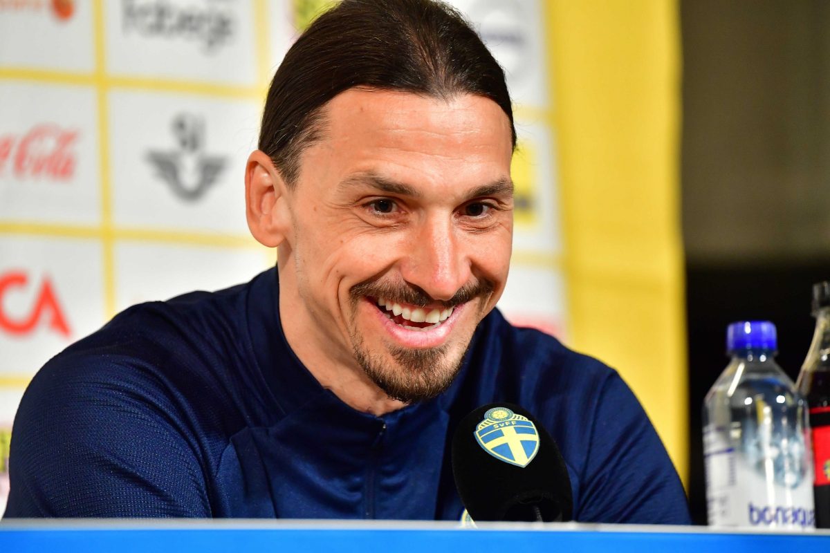 Zlatan Ibrahimovic úgy ütötte a bokszzsákot, hogy az leszakadt (videó)