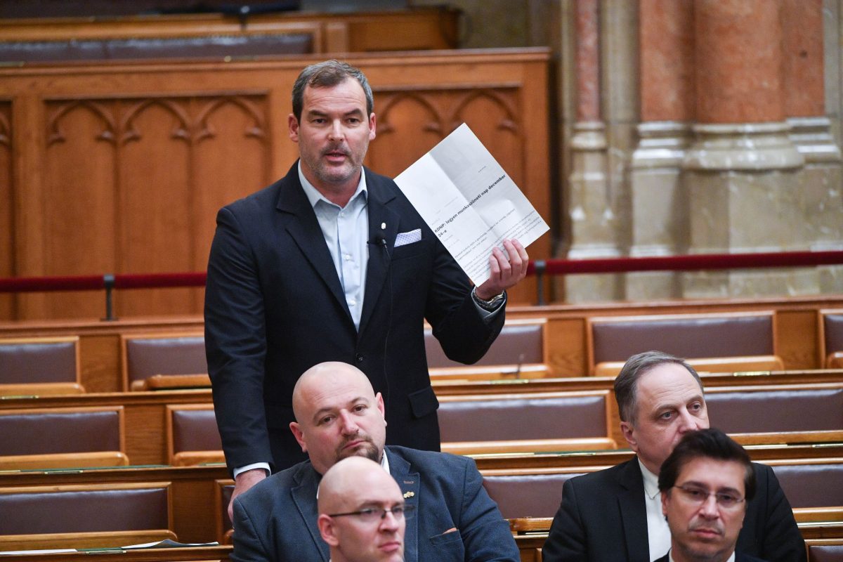 Balassa Péter kilép a Jobbik-frakcióból, függetlenként folytatja