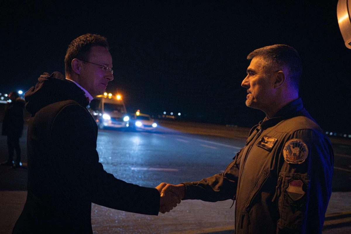 Nagy bejelentéssel kezdte a hétfőt Szijjártó: „Zúzós egy nap lesz…”