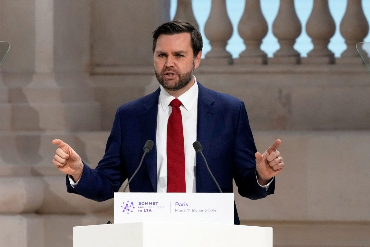 Az amerikai alelnök figyelmeztette Oroszországot: katonai lépéseket is kilátásba helyezett