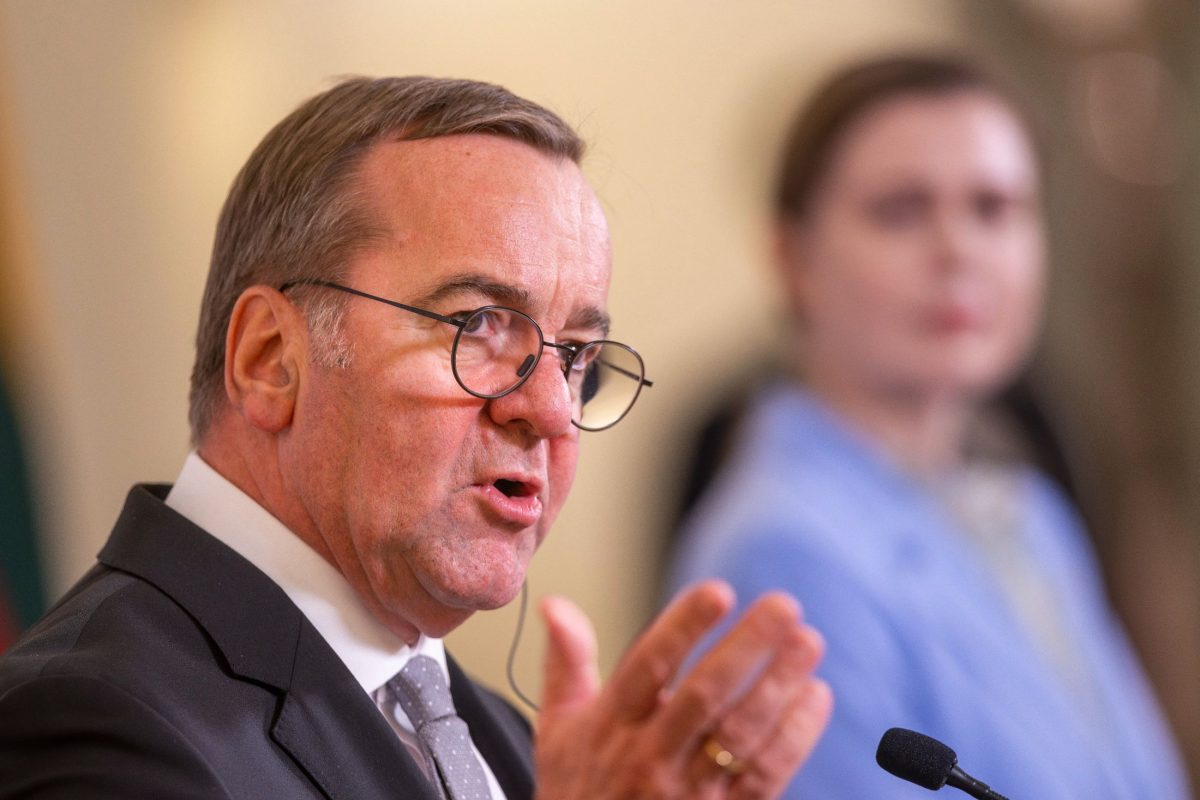 Német védelmi miniszter: hiba volt lesöpörni az asztalról Ukrajna NATO-tagságát