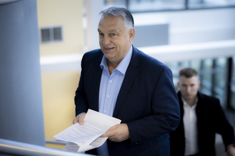 Orbán Viktor szerint nagy dicsőség lenne a Ferencváros hétvégi legyőzése