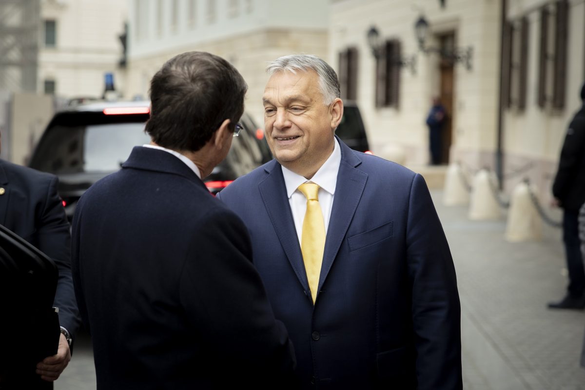 Orbán Viktor szerint a magyarok óvatosak, de ismét elkezdtek költeni