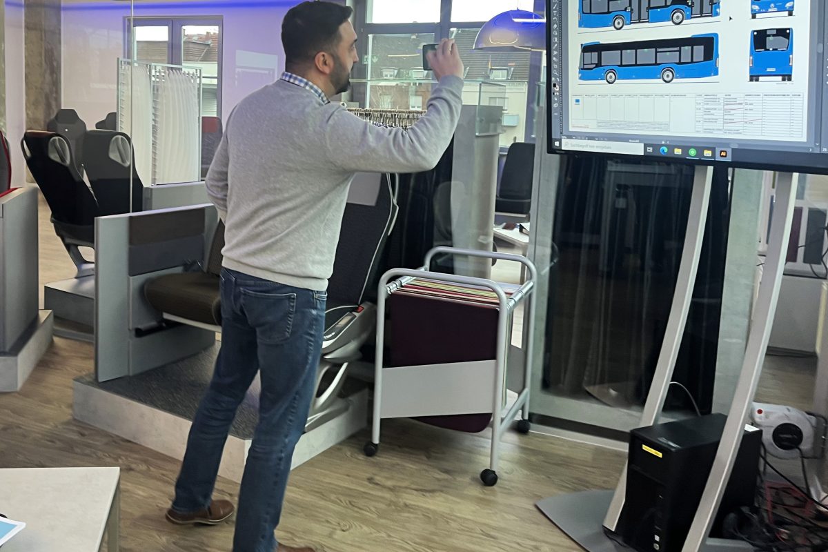 Nagy bejelentést tett a BKV, kezdődhet az új buszok gyártása