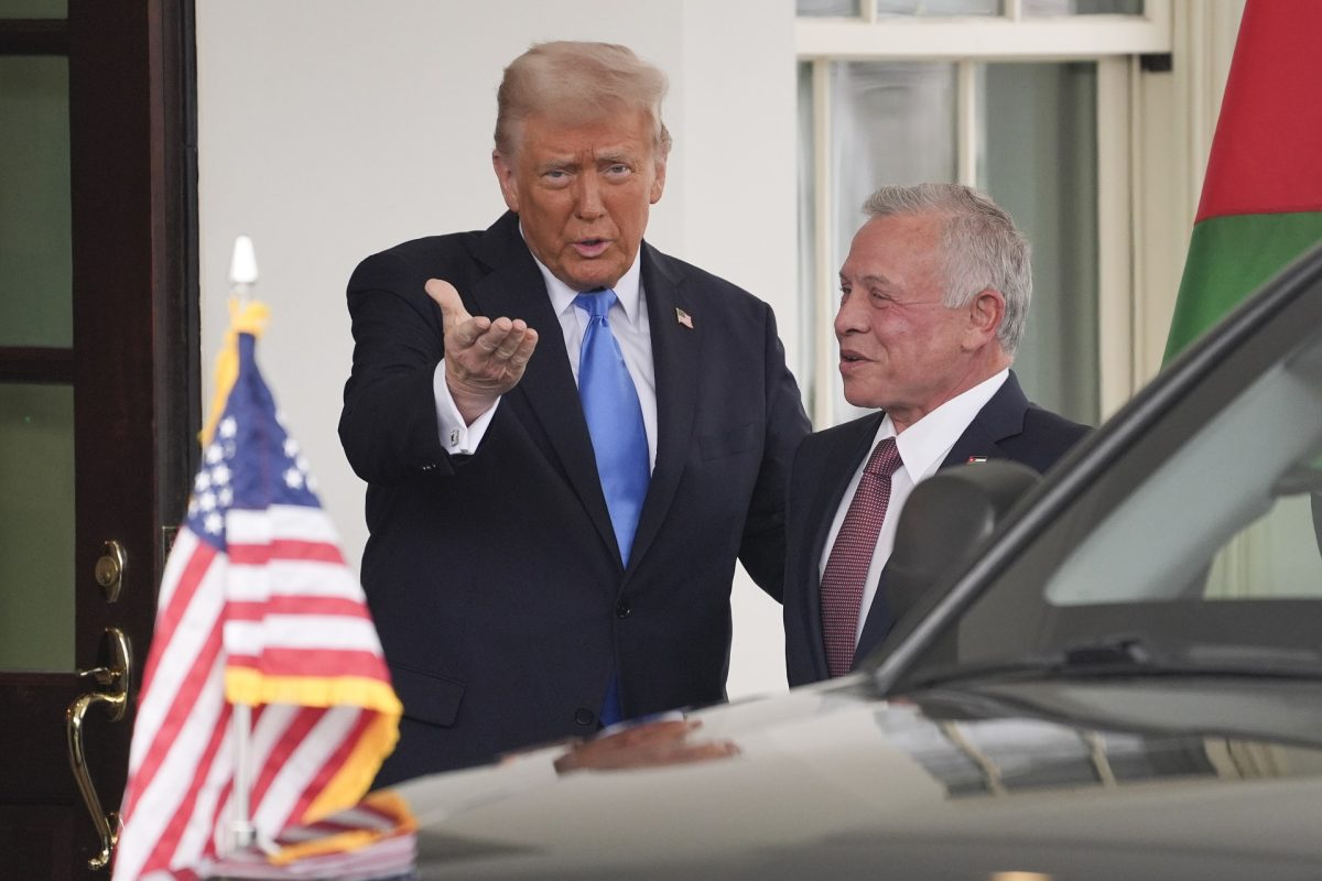 Donald Trump megkapja azokat a dokumentumokat, amire a fél világ kíváncsi