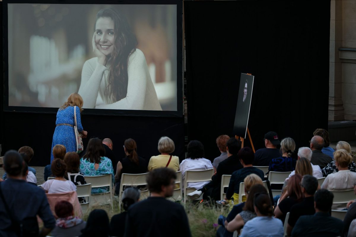 Hamarosan emlékkiállítás nyílik Tompos Kátya tiszteletére