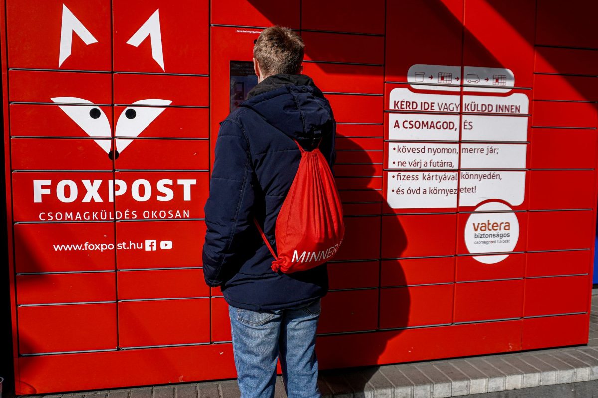 Jelentős változások jönnek a csomagautomatáknál – a FoxPost és a Packeta nagy dologra készül