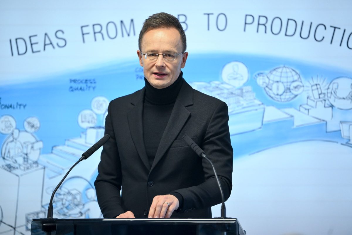 Szijjártó Péter új szintre emelné a magyar-kazah kapcsolatokat