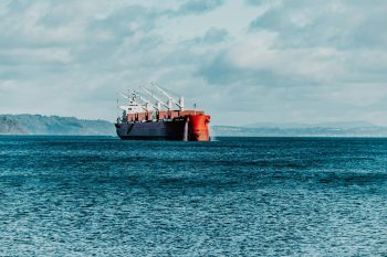 Olajszállító tartályhajó és teherhajó ütközött az Északi-tengeren