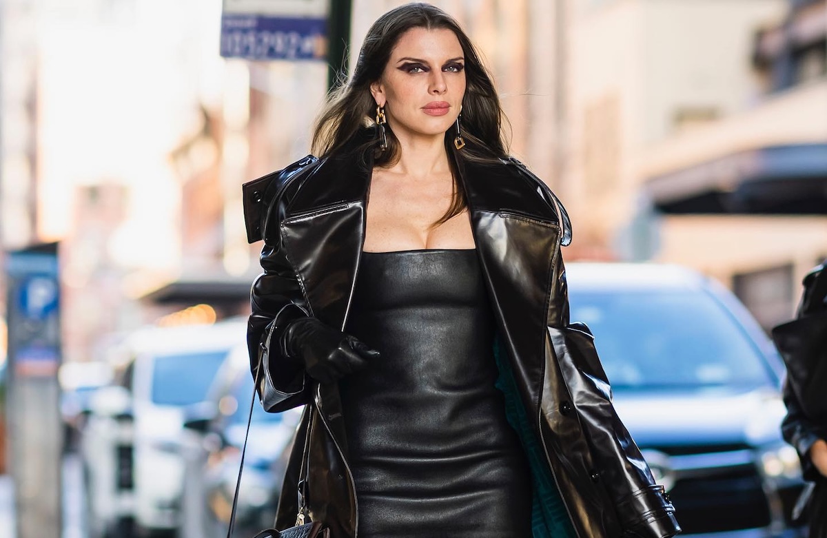 Julia Fox elfelejtett ruhát felvenni az Oscar-gála estéjén