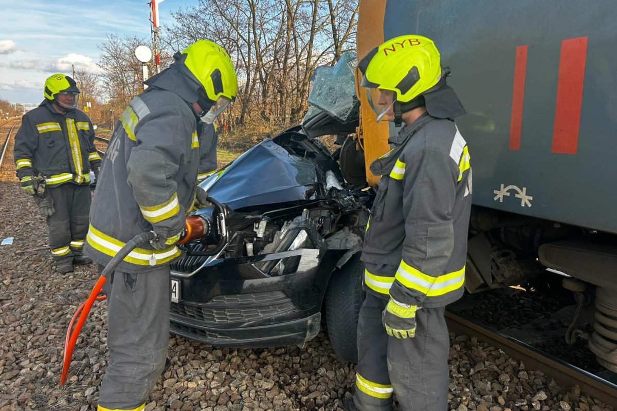 Fotókon a megrázó nyírbátori vonatbaleset