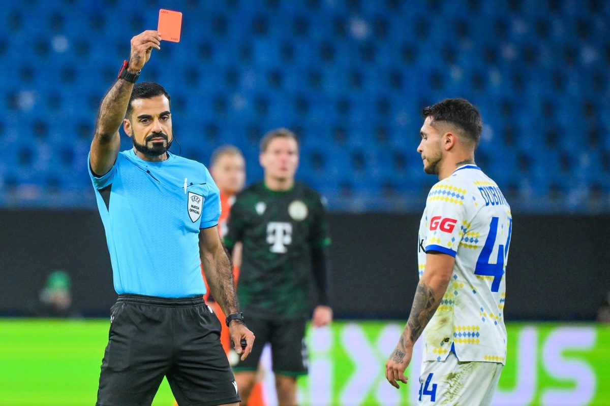 A sárga és a piros után a zöld lap is megérkezik a labdarúgásba