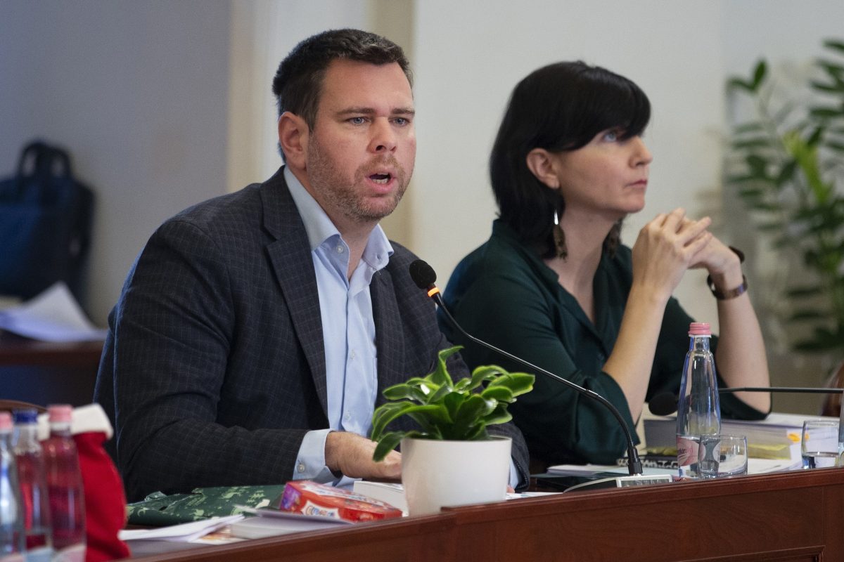 Vitézy Dávid Lázár Jánosnak üzent: „Szánalmas és szégyenteljes”