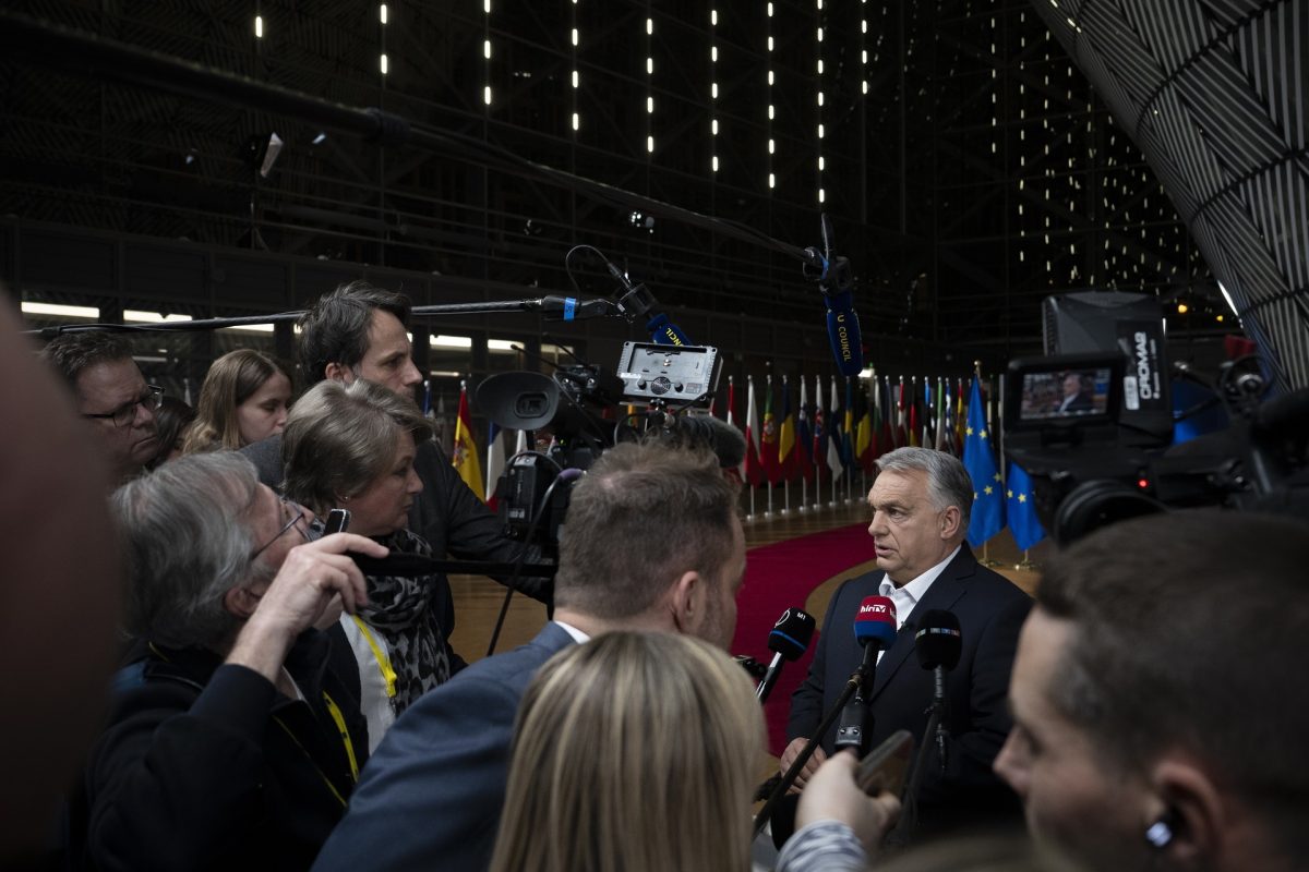 Éjjeli sajtótájékoztatót tartott Orbán Viktor Ukrajnáról, és fontos bejelentéseket tett