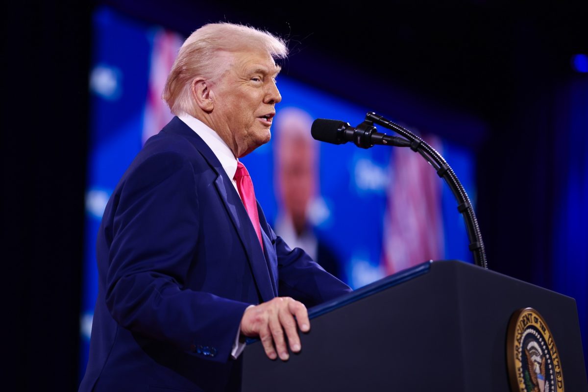 Nagyon jó híreket kapott Putyin, Trump kész enyhíteni az oroszországi szankciókon