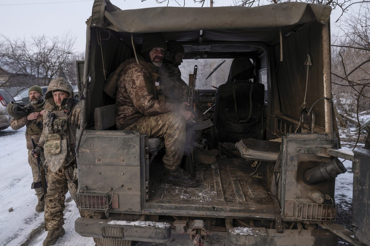 19 év börtönt kapott Oroszországban egy Ukrajnáért harcoló 22 éves brit férfi