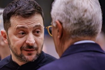 Zelenszkij közölte, milyen fegyverszünetet akar az oroszokkal