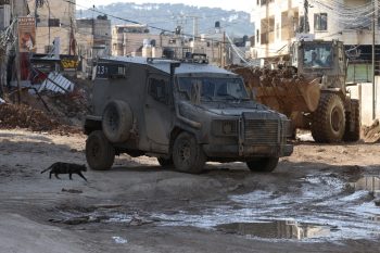 Izrael elemi erővel indított támadásokat a Gázai övezetben a Hamász terroristái ellen