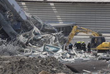 Rengetegen vesztették életüket a hatalmas földrengésben